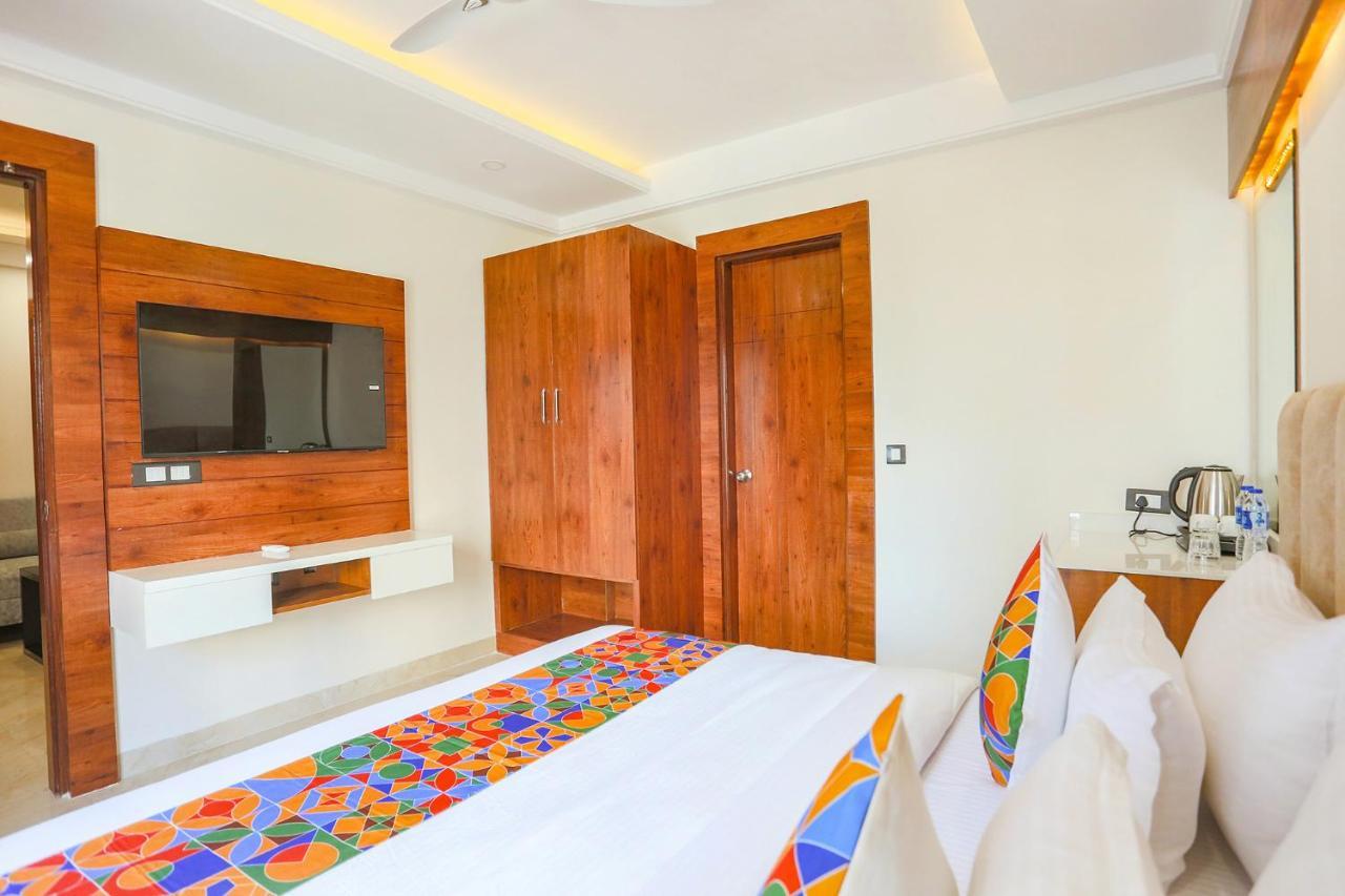 Fabhotel Golf Inn Golf Course Road Gurgaon Zewnętrze zdjęcie