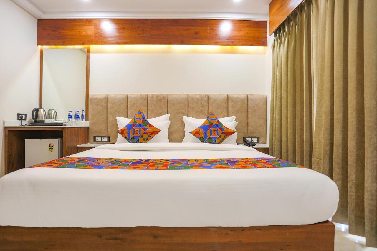 Fabhotel Golf Inn Golf Course Road Gurgaon Zewnętrze zdjęcie